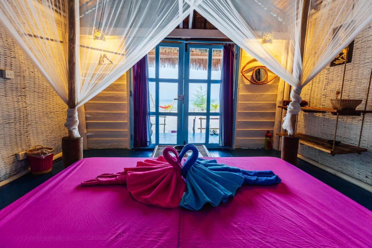 Bamboo Jam Villa Koh Rong Sanloem Bagian luar foto